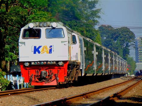 Mengenal Argo Wilis Priority