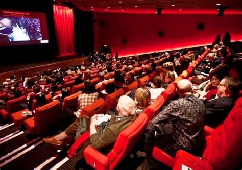 Tips untuk Menikmati Film di Bioskop BASSURA