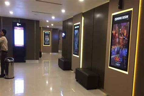 Kelebihan CinemaXX Plaza Renon