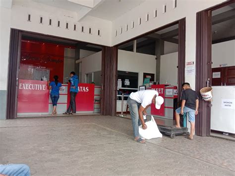 Wakilan Lokal dan Non-Lokal