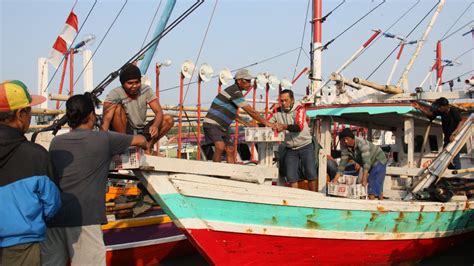 Kualifikasi dan Layanan Kapal Laut