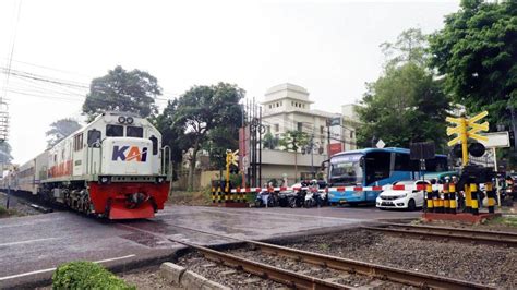 Tips Sebelum Naik Kereta Api Kertajaya Cepu Jakarta