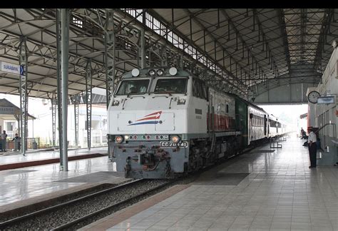 Sejarah dan Fakta tentang Stasiun Cikampek dan Jakarta