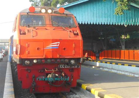 Kelebihan Menggunakan Kereta Api Ekonomi