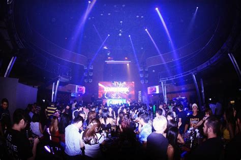 Kelebihan Mengunjungi Club 360 Royal Plaza