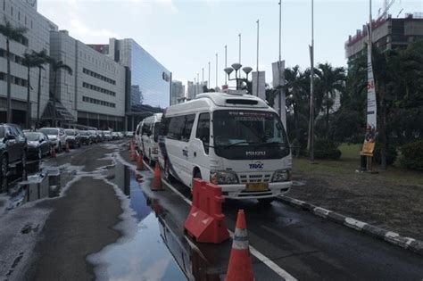 Alternatif Transportasi dan Fasilitas Parkir