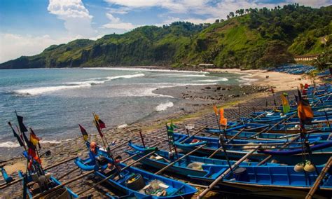 Fasilitas dan Aktivitas di Pantai Menganti Kebumen