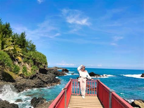 Tips untuk Berwisata di Pantai Menganti Kebumen