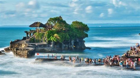 Harga Tiket Masuk Tanah Lot