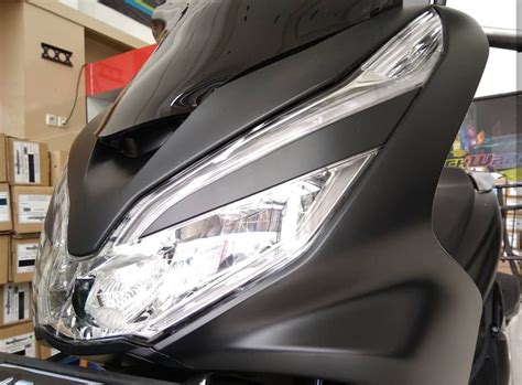 Kontras dengan Kompetitor