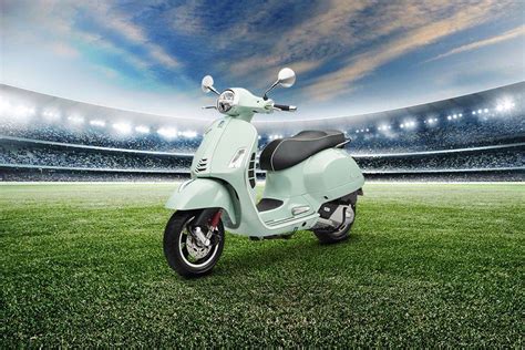 Harga Vespa GTS 300 SuperSport ABS di Indonesia