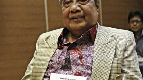 Opini Pengguna dan Pengamat