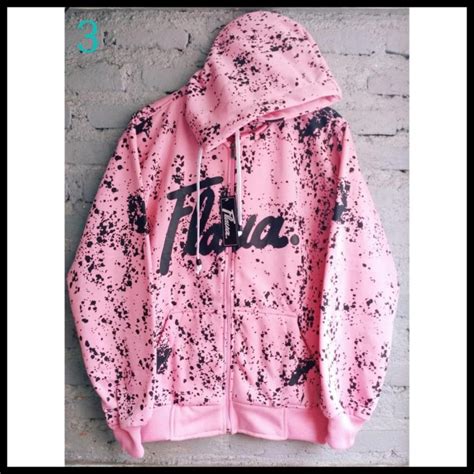 Desain dan Fitur Jaket Flava Pink