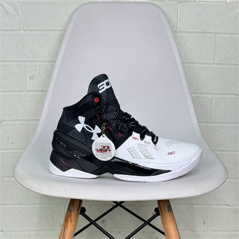 Cara Merawat Sepatu Under Armour Curry 2